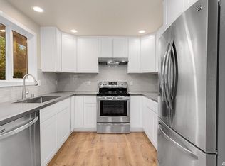 26321 NE 45th St, Redmond, WA 98053