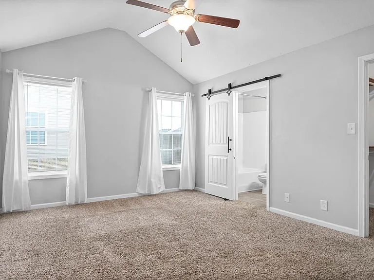 935 Hugh Hunter Rd — Photo 14