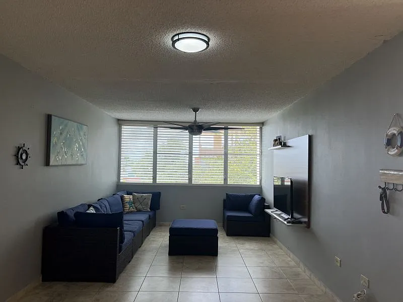 2 bed, 2.5 bath, 1123 sqft, $1,200 — Photo 3