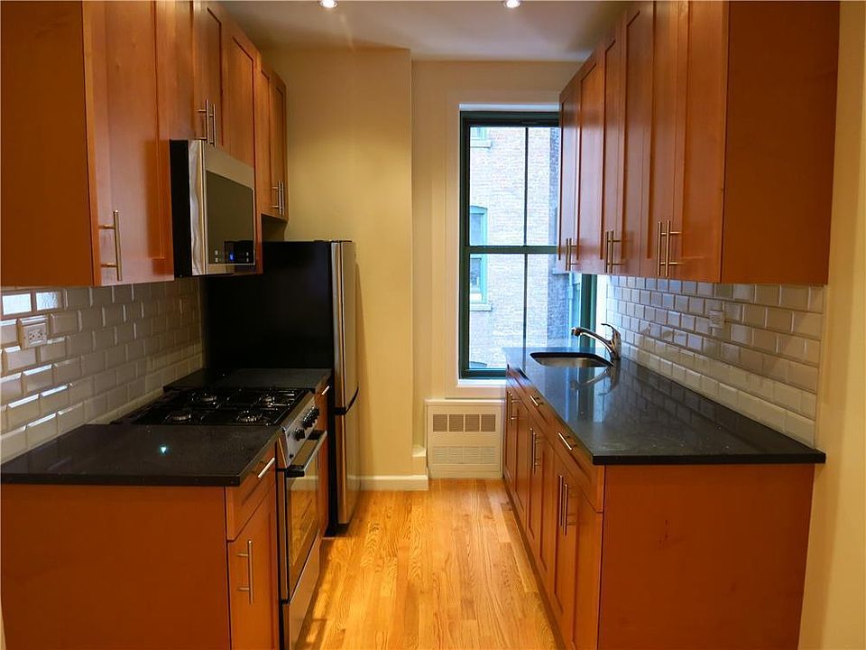 1st image of 535 E 78th St APT 3A