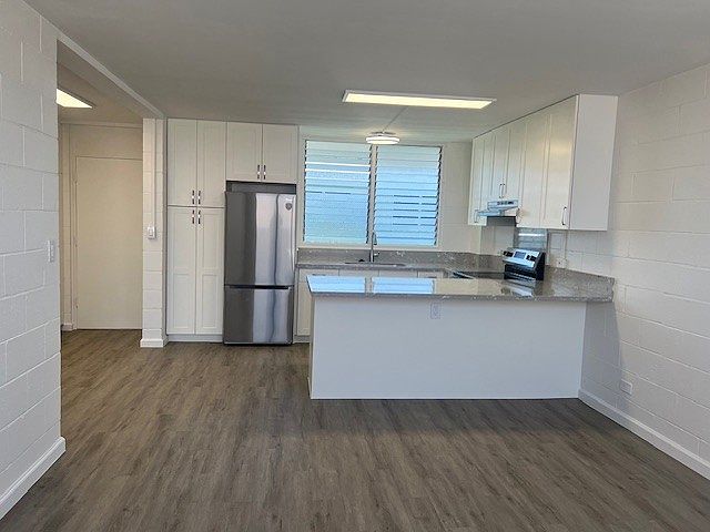 1st image of 3125 Waialae Ave #207