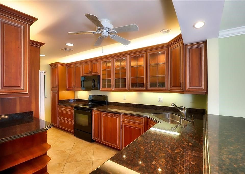 2nd image of 175 SE Saint Lucie Blvd Unit Un C 26