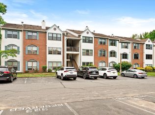 21 Chamberlin Ct, Lawrence Township, NJ 08648