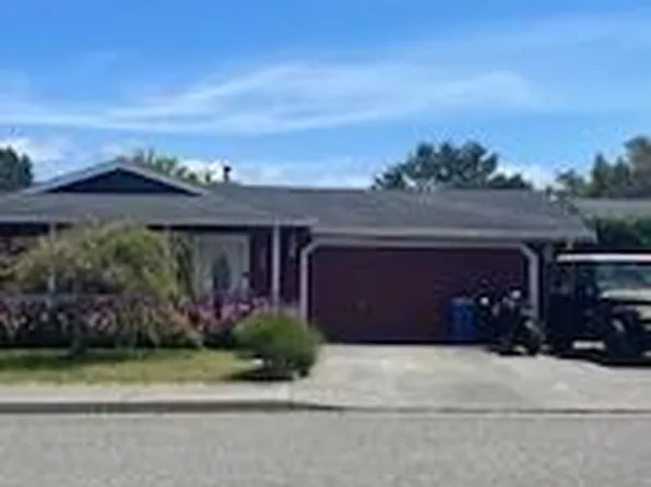 1969 Cascara St, McKinleyville, CA 95519