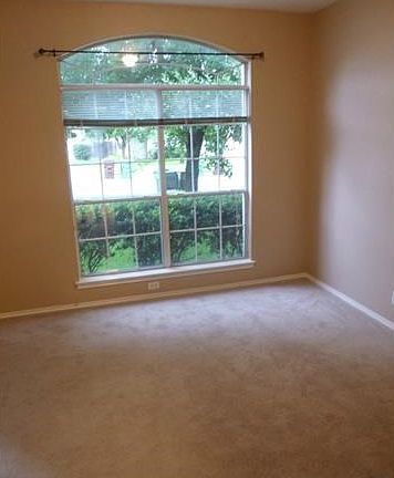 FORMAL DINING OR OFFICE