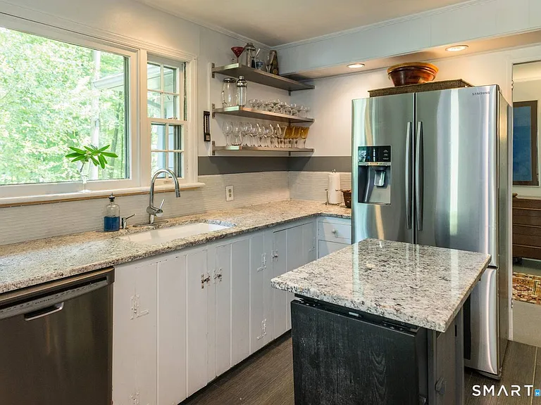 61 Bear Hill Rd — Photo 12