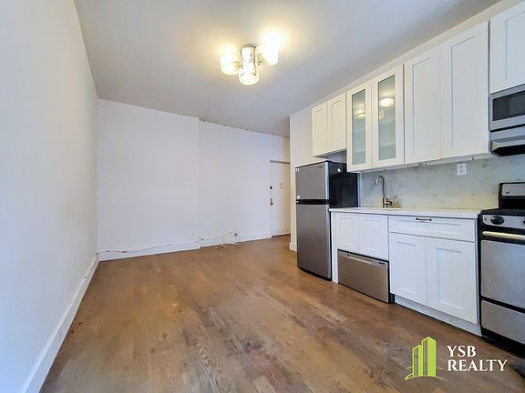 2nd image of 1202 Avenue K #5F