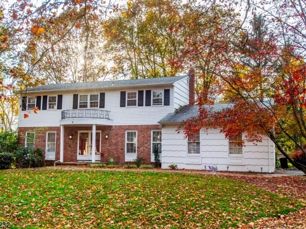 5 Pondview Rd, Parsippany-Troy Hills Twp., NJ 07950