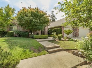 9454 N Ashurst Dr, Fresno, CA