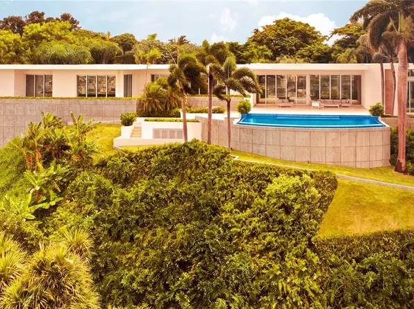 Urb La Lomita Calle Vista Linda, Guaynabo, PR 00969