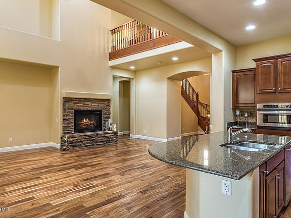 3rd image of 21306 N 38th Pl