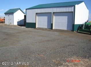 621 Hideaway Rd, Yakima, WA 98908