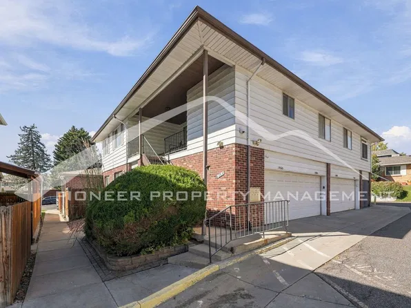 9864 Orangewood Dr, Thornton, CO 80260