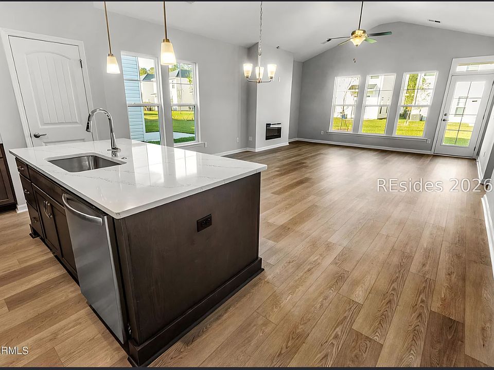 1st image of 485 Sawmill Road