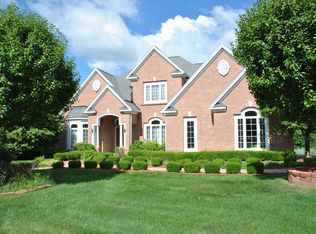 47 Carrington Dr, Rochester, NY 14626