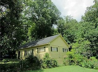 2087 Pine Cone Ln, Atlanta, GA 30319