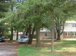 635 Mount Ave, West Babylon, NY 11704