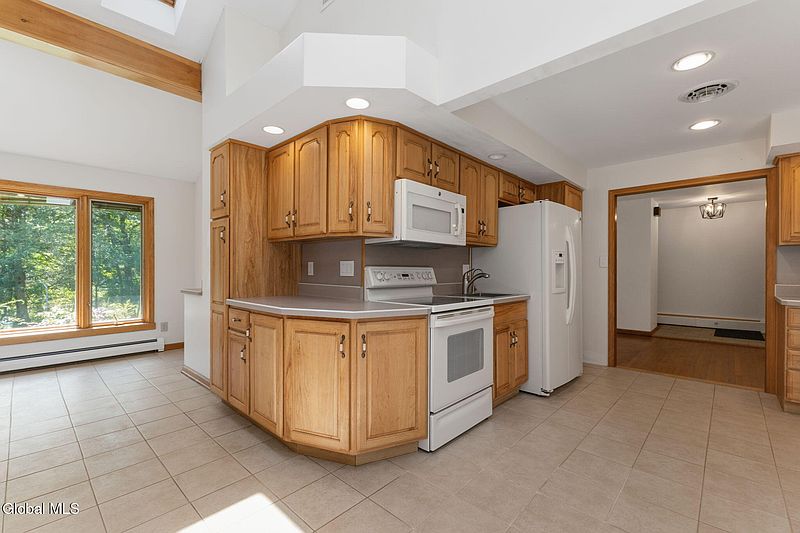 4th image of 23 Van Winkle Drive