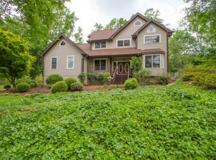 571 Issaqueena Trl, Clemson, SC 29631