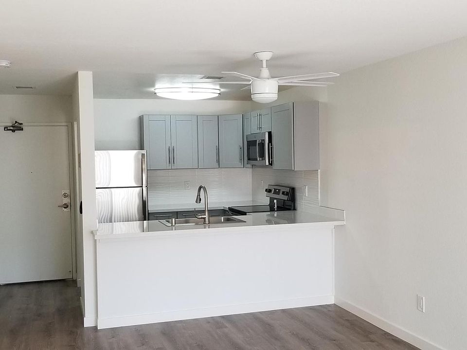 1st image of 4221 34th St #2B-2Ba-977Sqft