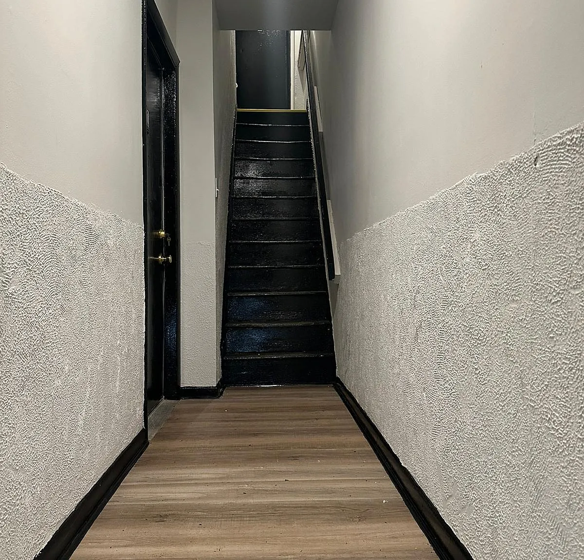 2 bed, 870 sqft, $1,410 — Photo 3