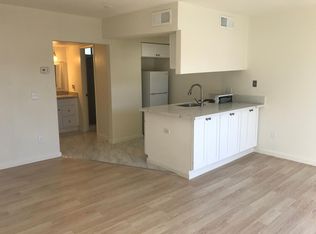 5729 Engle Rd APT 6, Carmichael, CA 95608