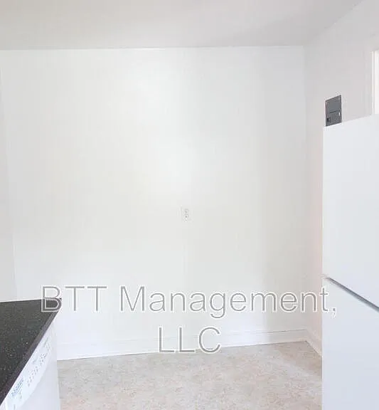 8210 Greenwood Ave #1 — Photo 19