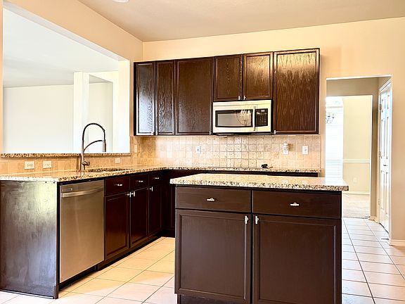5th image of 2413 Trailwest Ln