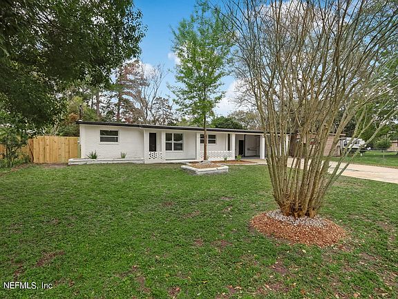 2nd image of 7826 LA TREC Drive