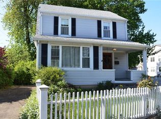 388 Oldfield Rd, Fairfield, CT 06824