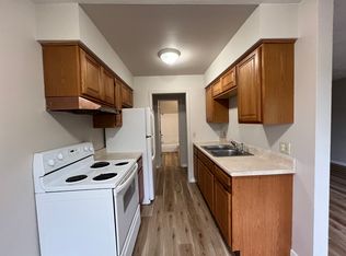 117 W Church St #302, River Falls, WI 54022