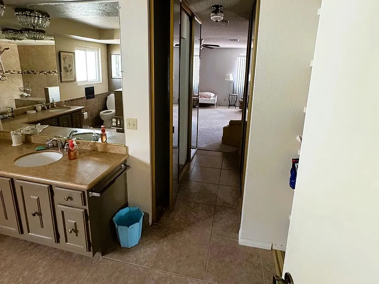 9350 Clubhouse Blvd — Photo 32