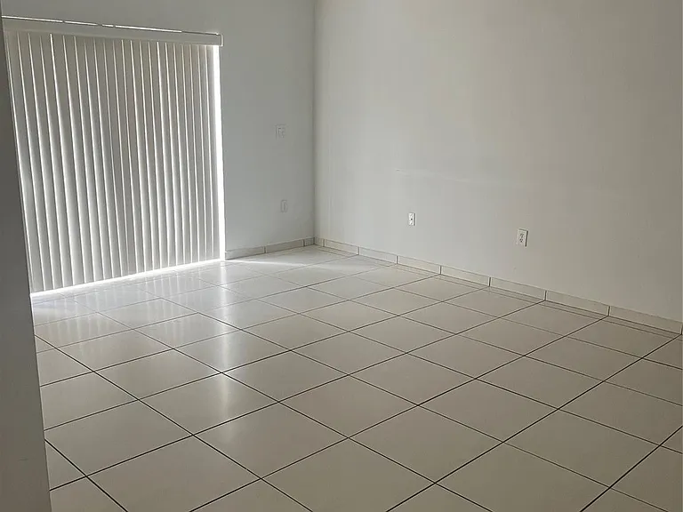 13412 NW 5th Pl — Photo 6