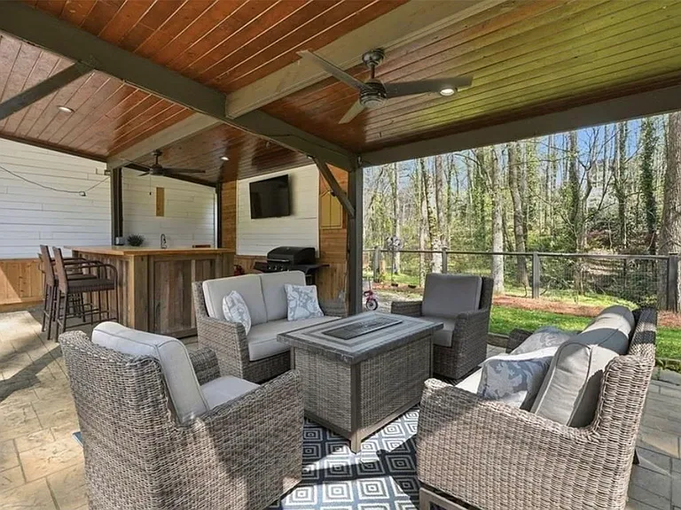 2158 Chartley Pl — Photo 43