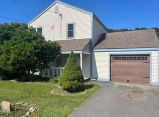 6 Left Branch Ln, East Randolph, VT 05041