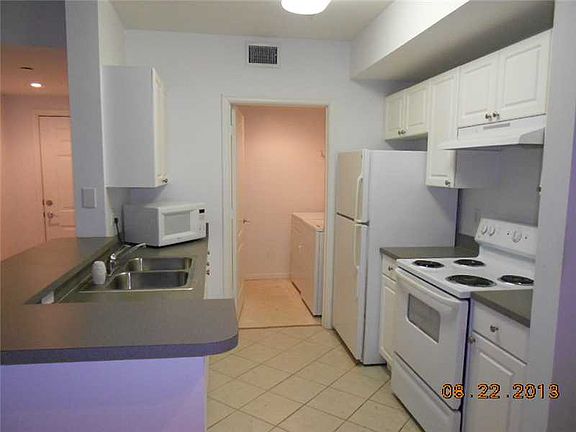 3rd image of 5095 Fairways Cir APT 301