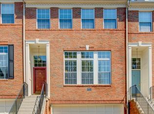 47847 Scotsborough Sq, Sterling, VA 20165