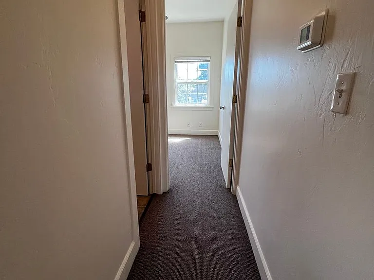 1430 Pine St — Photo 24