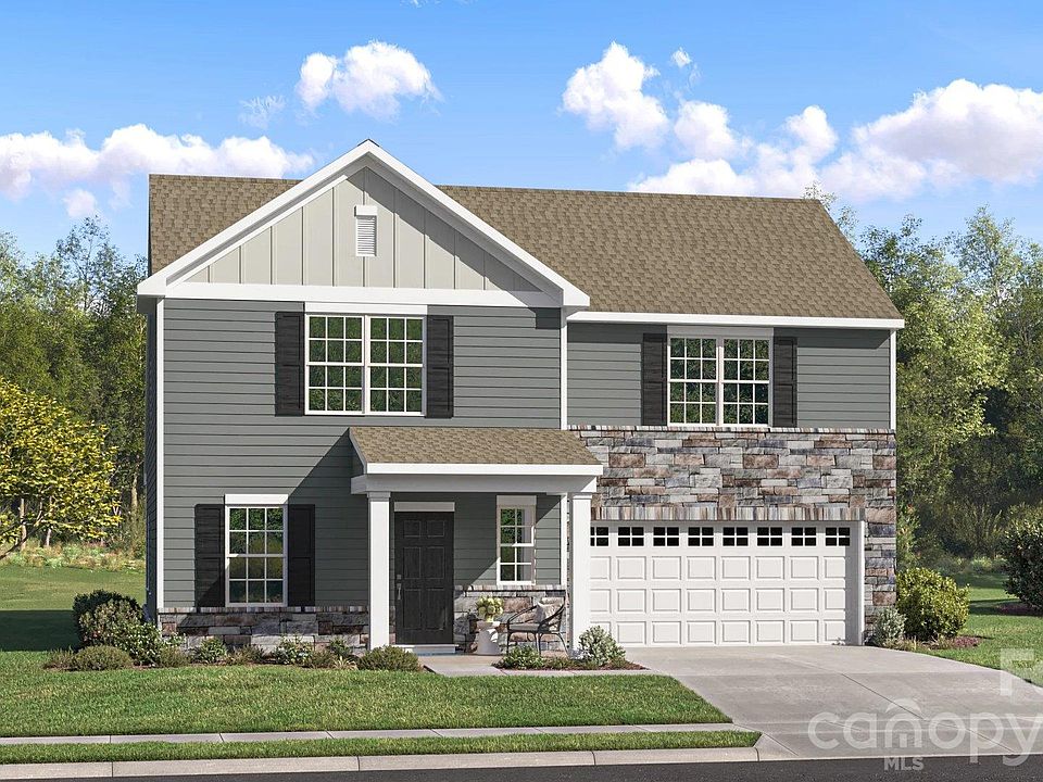 1st image of 827 Sparano Loop #80