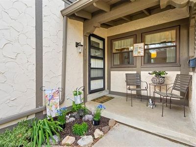10207 Conser St, Overland Park, KS, 66212