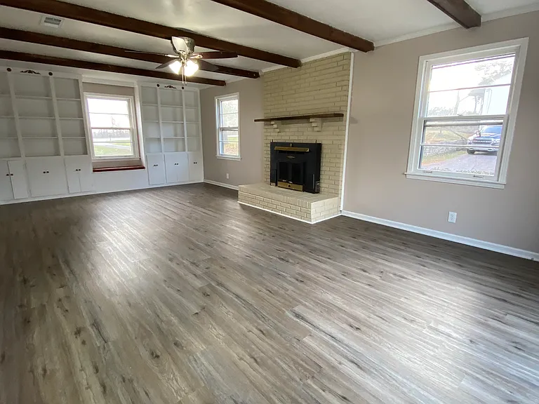 10290 Highway 109 N — Photo 7