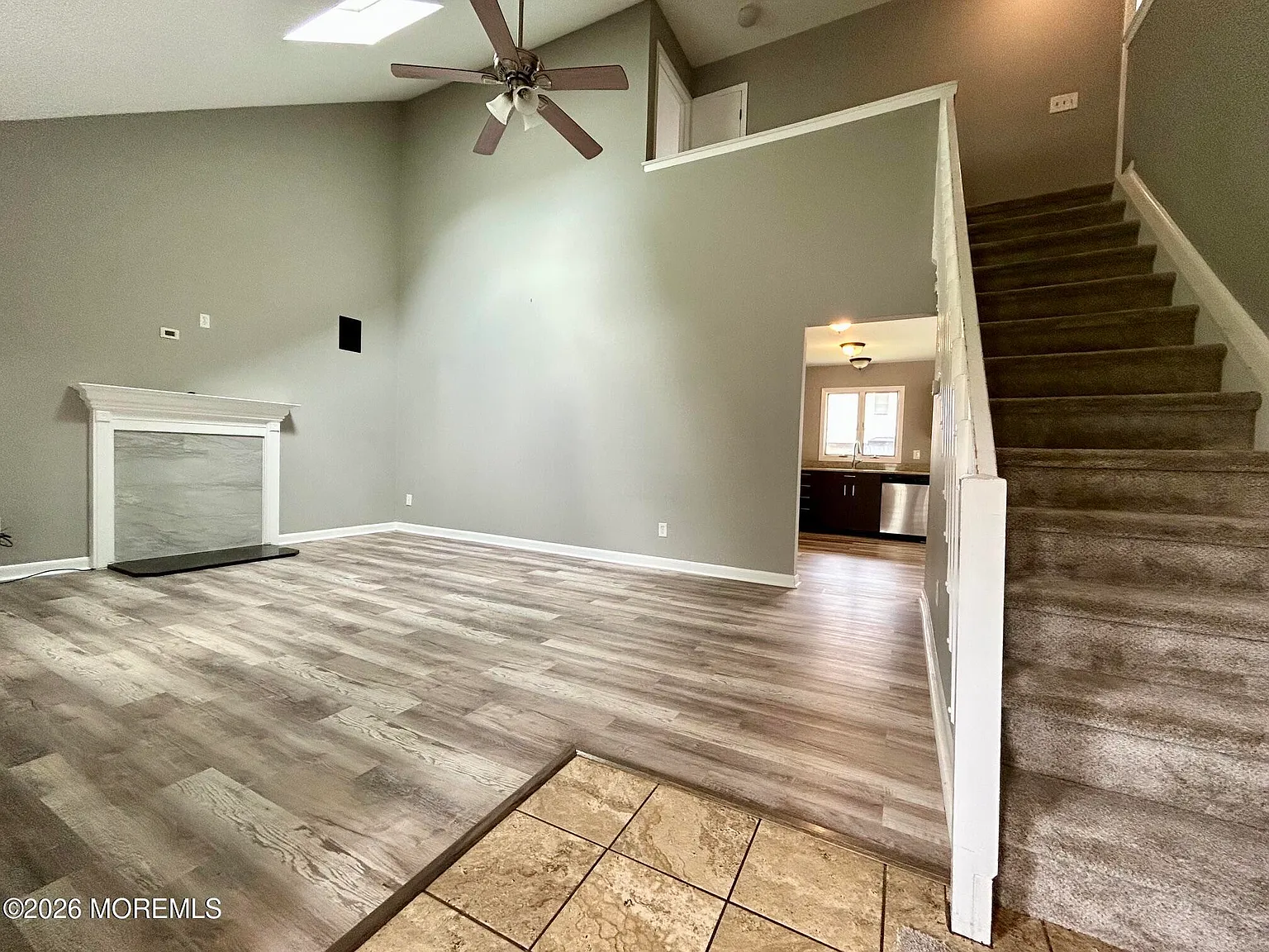 4 bed, 2.5 bath, 1672 sqft, $2,500 — Photo 4