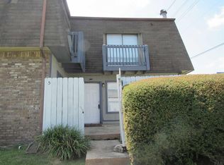 2301 W Michigan Ave APT 5, Pensacola, FL 32526