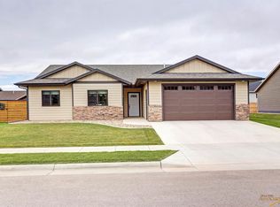 3111 Olive Grove Ct, Rapid City, SD 57703