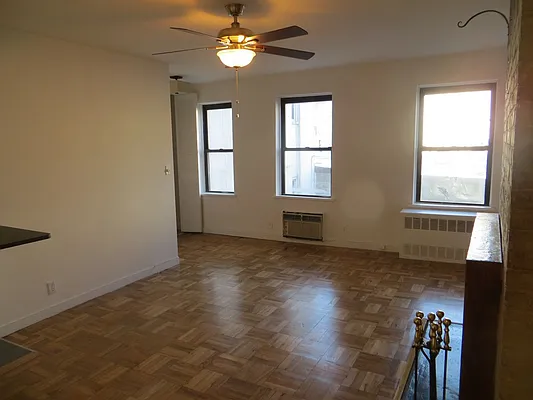 Rented by Performing Assets Corp | media 13