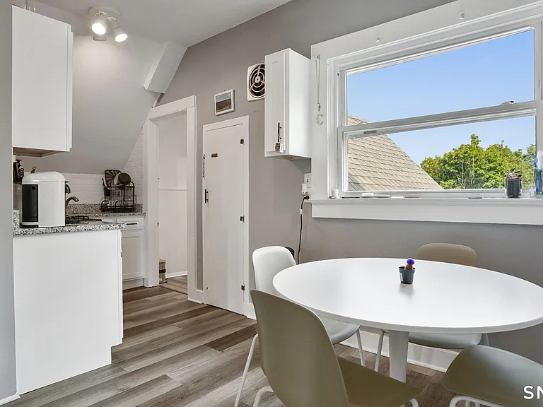 49 Atwater Ave #3 — Photo 2