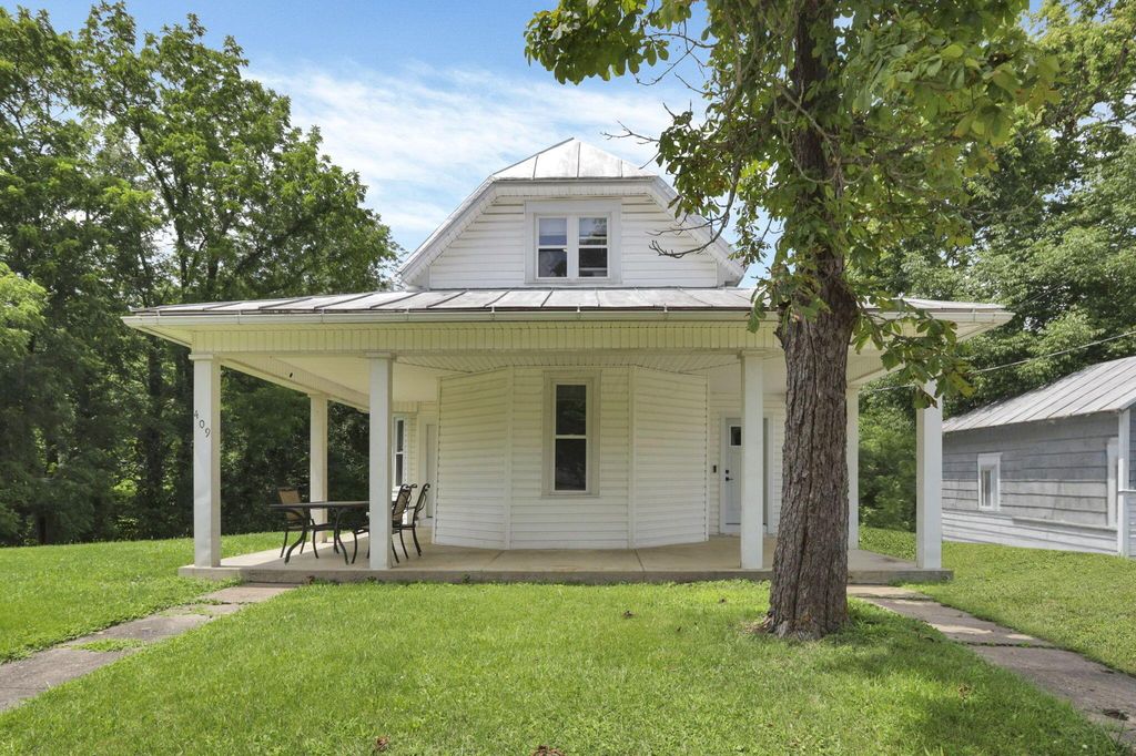 Real estate listing image