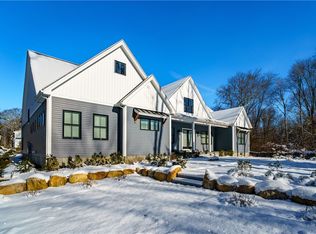 1241 Saugatucket Rd, South Kingstown, RI 02879