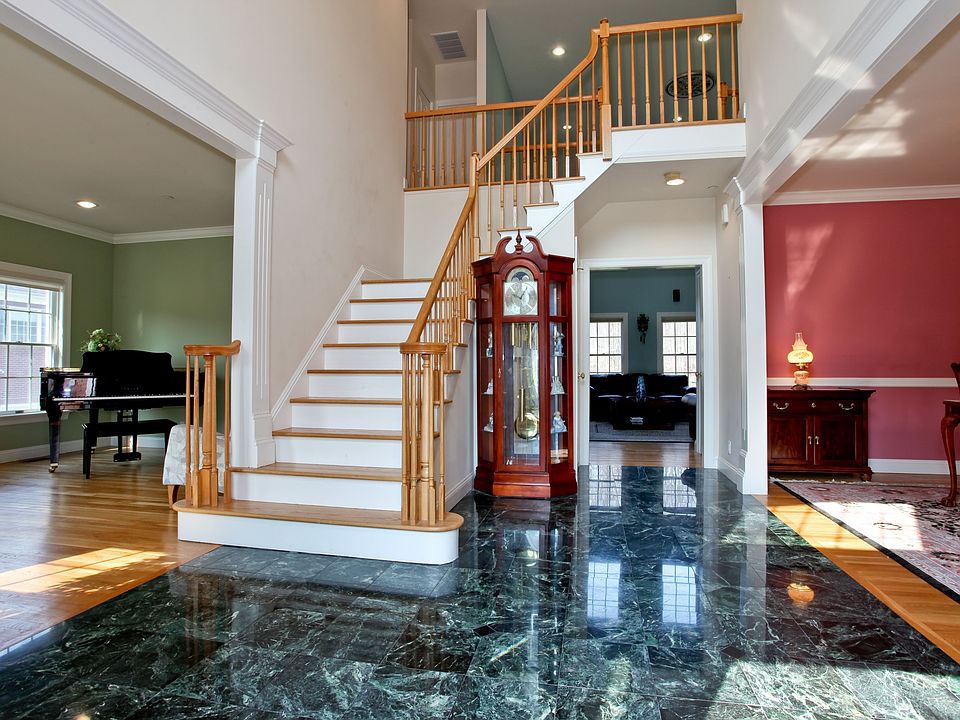 1st image of 50 Stonewall Cir