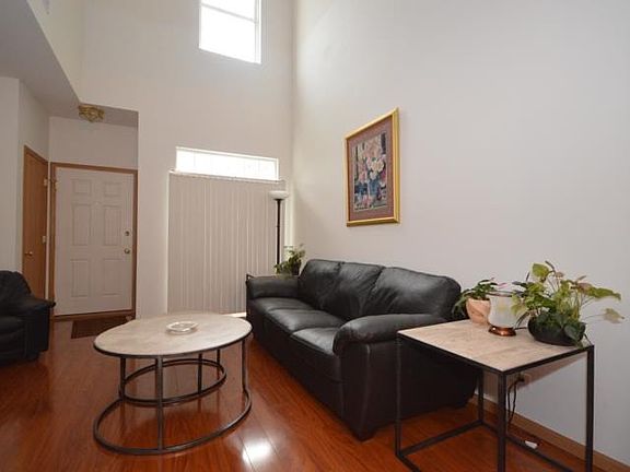 3rd image of 2590 Hillsboro Blvd #2590